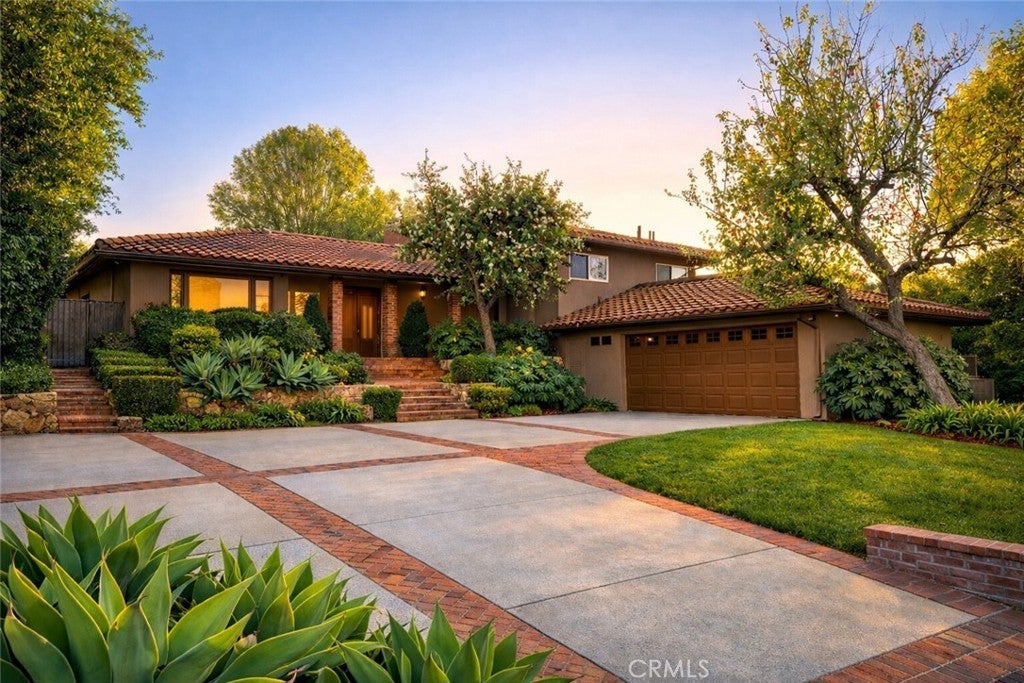 Photo of Listing #SR26008220