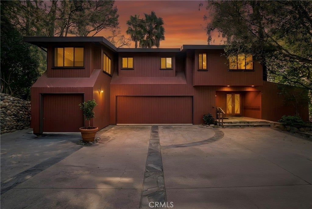 Photo of Listing #SR26010529