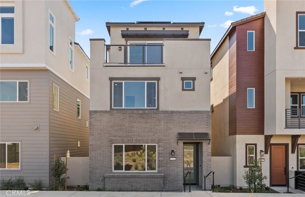 760 Gadwall, Irvine