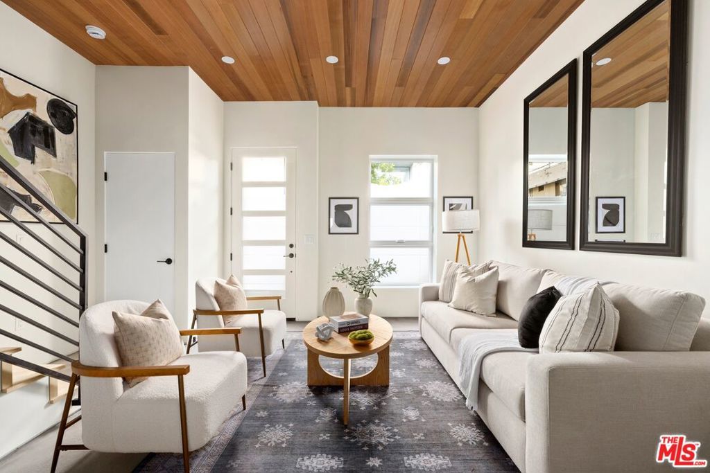 Photo of Listing #26643079