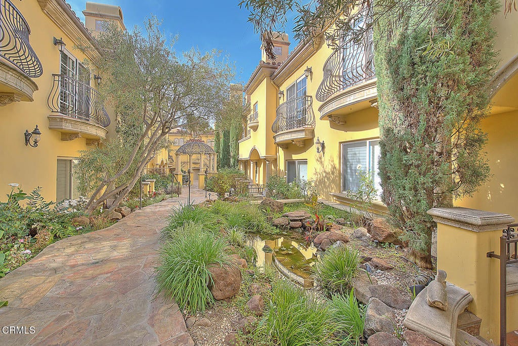 Photo of Listing #P1-25601