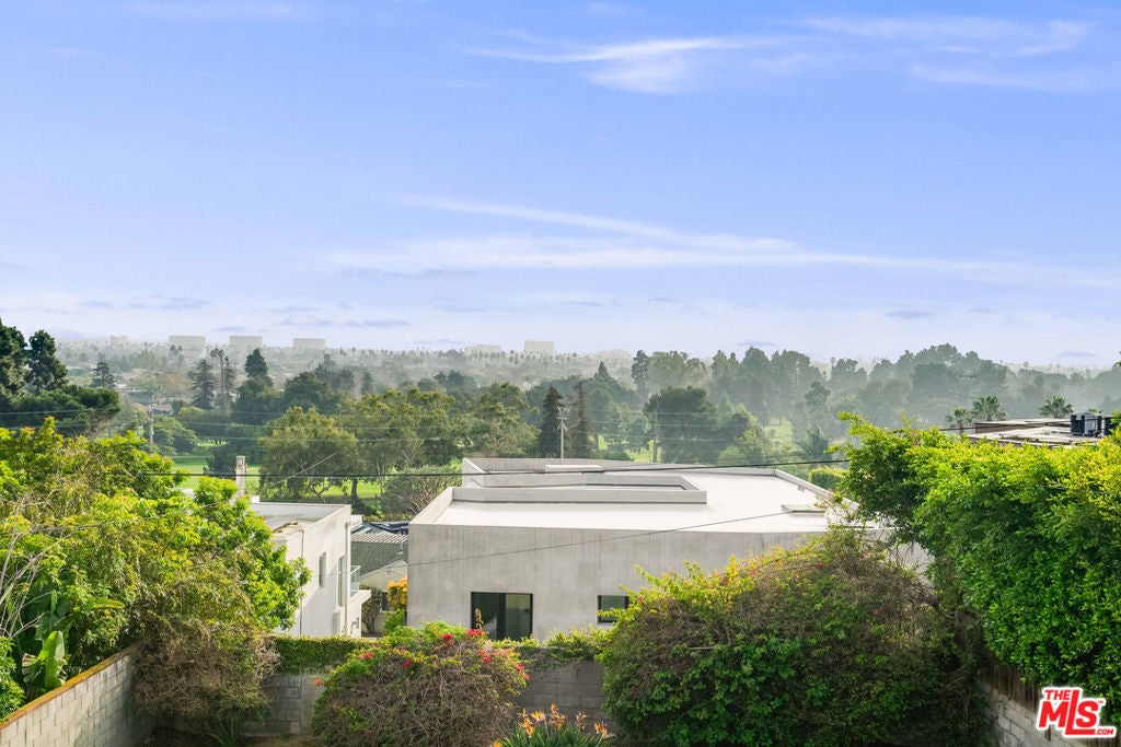 Photo of Listing #26641811