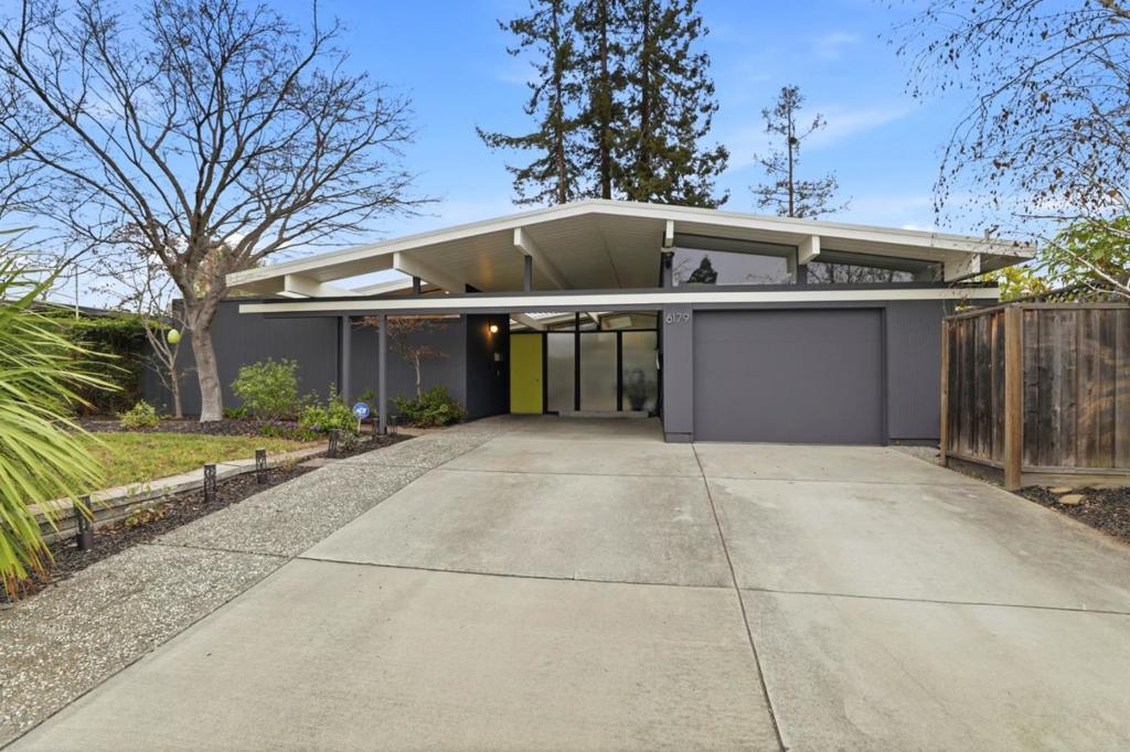 Photo of Listing #ML82032630