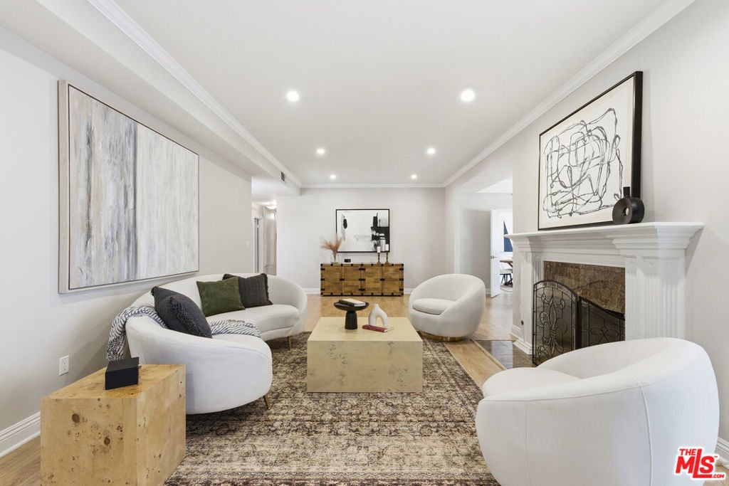 Photo of Listing #26638019