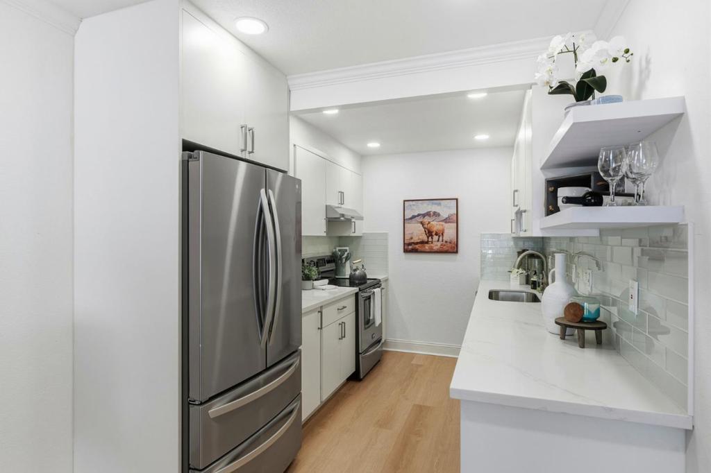 Photo of Listing #ML82032636