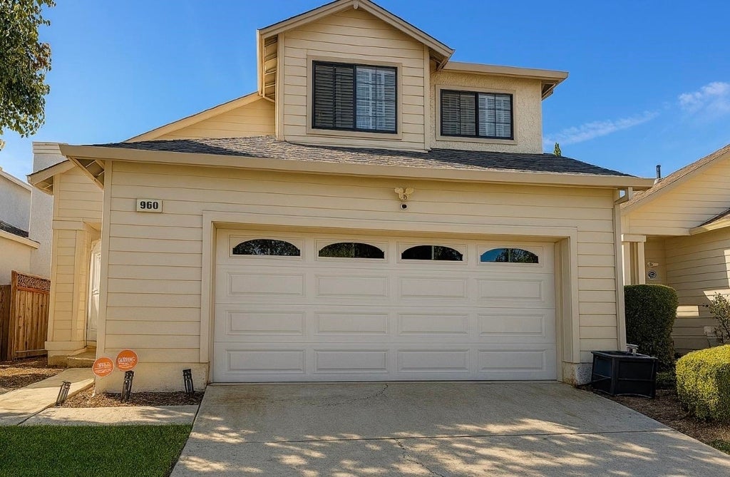 Photo of Listing #41122210