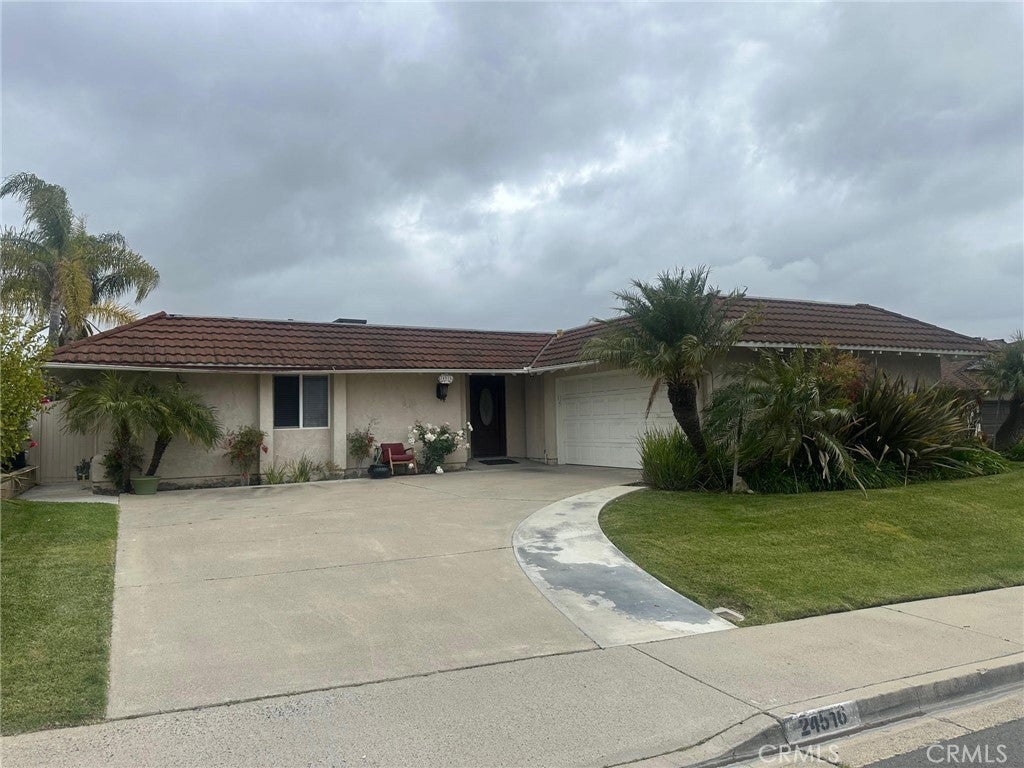 Photo of Listing #NP26019960