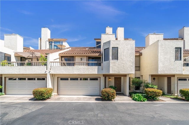 27882 Finisterra # 117, Mission Viejo