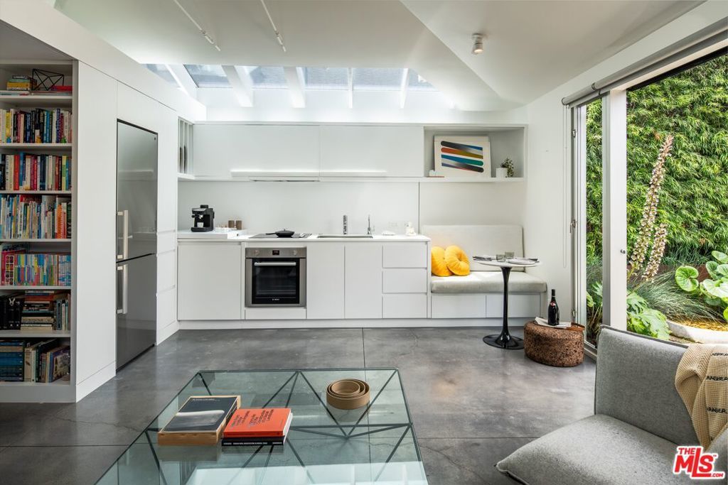 Photo of Listing #26644273