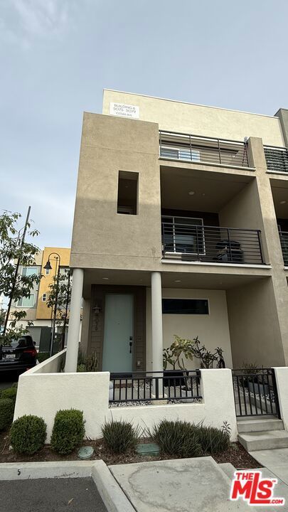 Photo of Listing #26644169