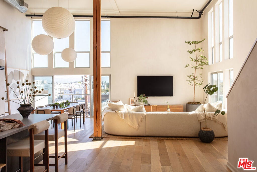 4215 Glencoe Avenue 405, Marina Del Rey