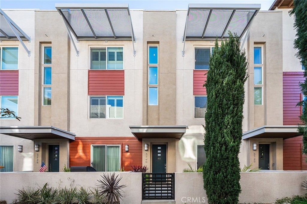 5740 Acacia, Lakewood