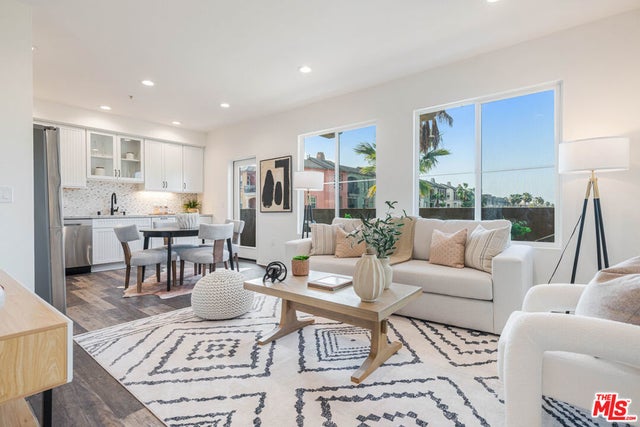 6020 Seabluff Drive # 338, Playa Vista