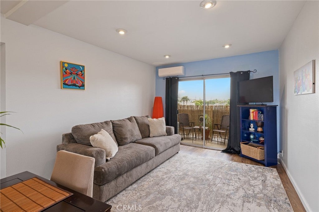 Photo of Listing #PW26020432