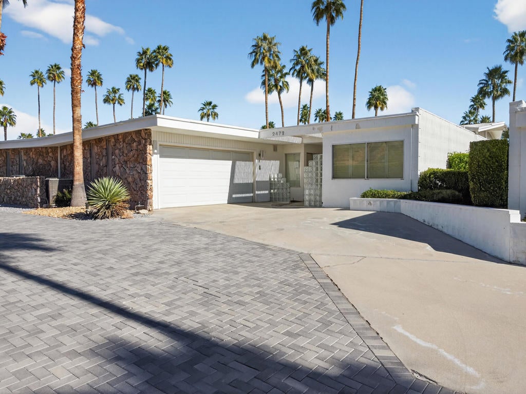 2472 S Palm Canyon Drive, Palm Springs