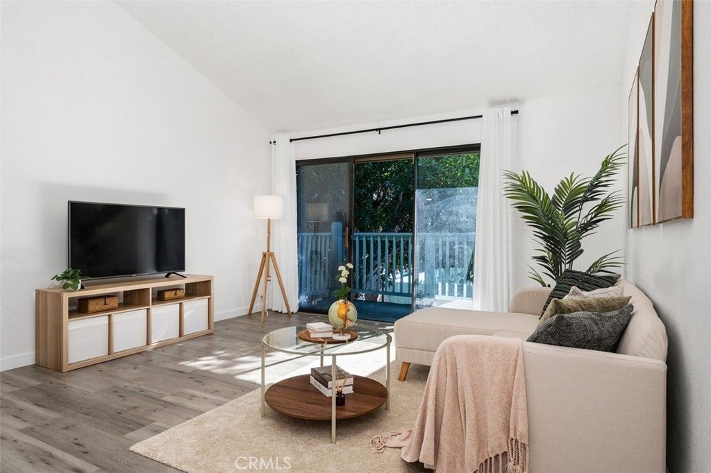 Photo of Listing #SB26020487