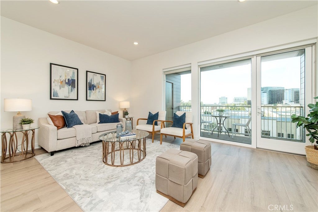 Photo of Listing #OC26020563