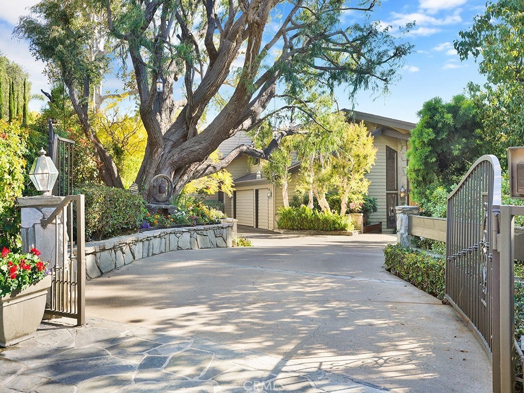 Photo of Listing #OC26020577