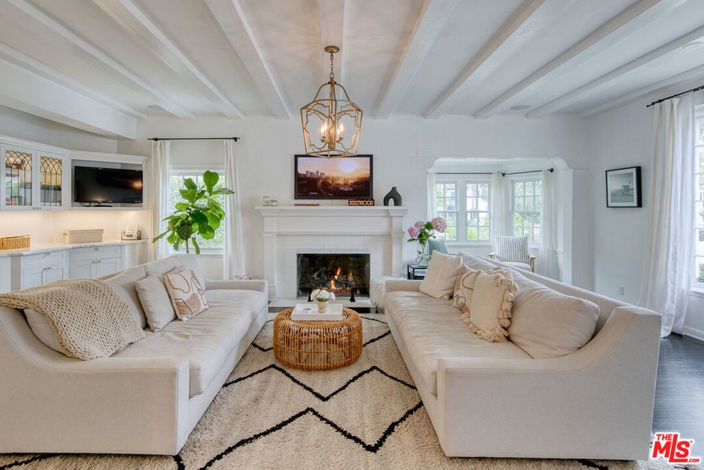 Photo of Listing #26644015