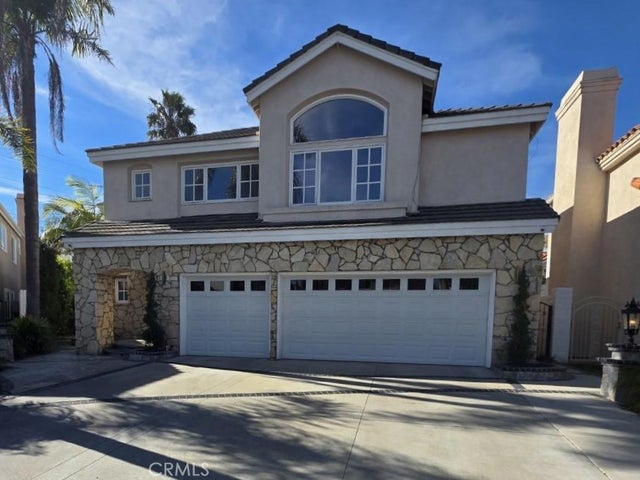 21231 Dove Circle, Huntington Beach