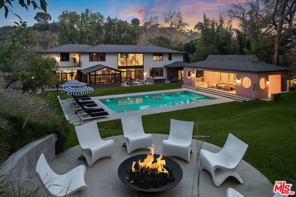 Photo of Listing #26643821