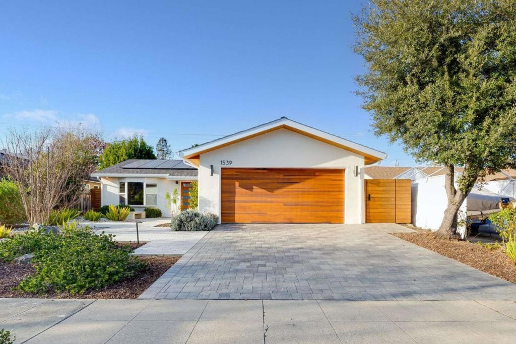 Photo of Listing #ML82032959