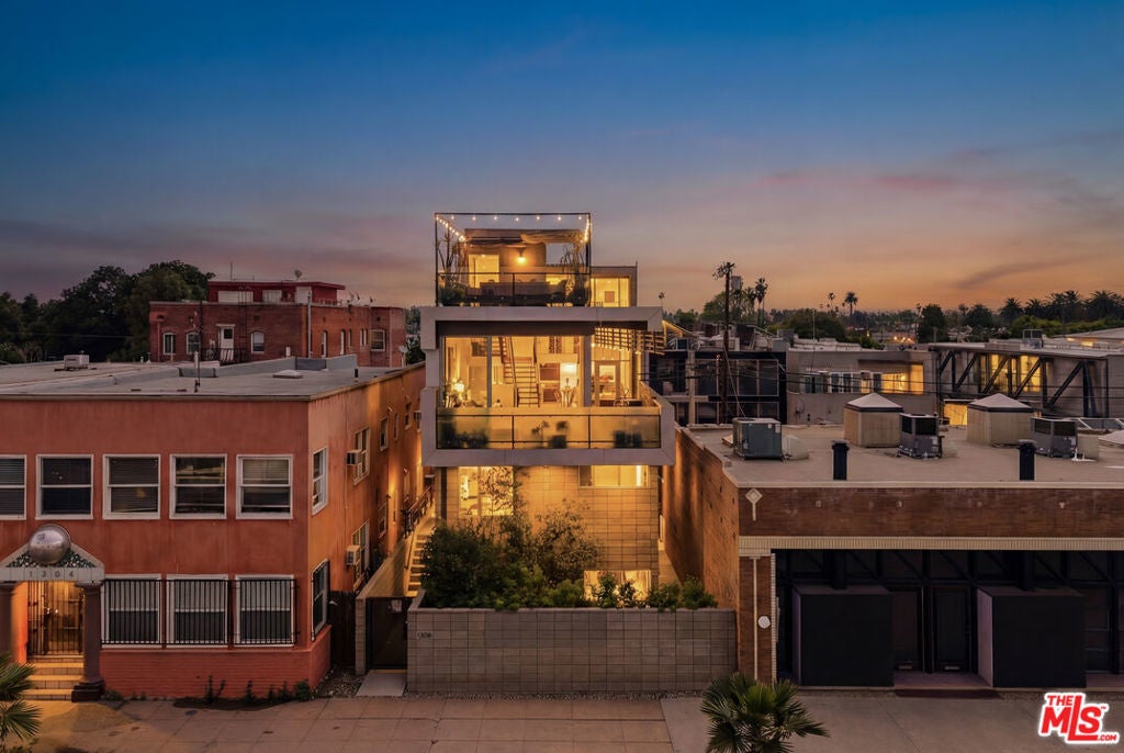 Photo of Listing #26644487