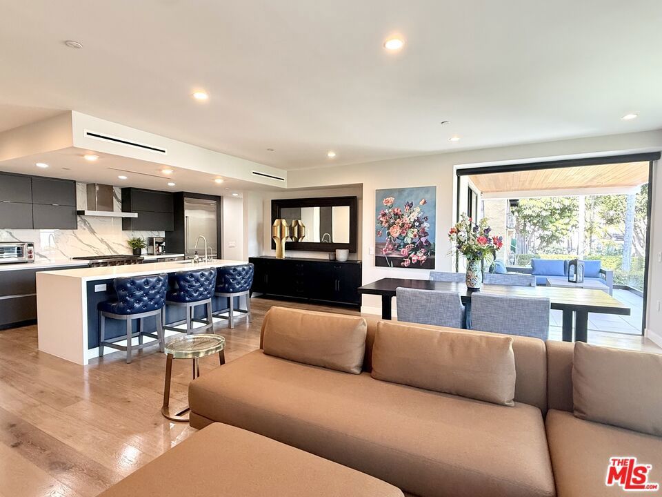 Photo of Listing #26644215