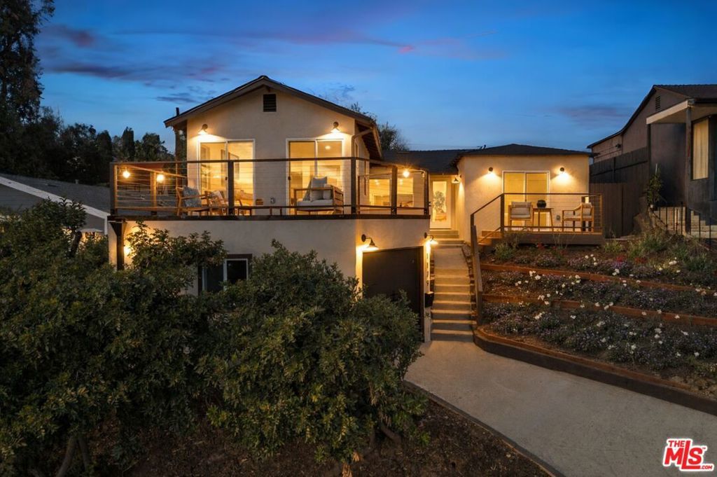 Photo of Listing #26643177