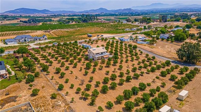 33851 Madera De Playa, Temecula