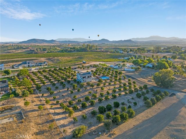 33851 Madera De Playa, Temecula