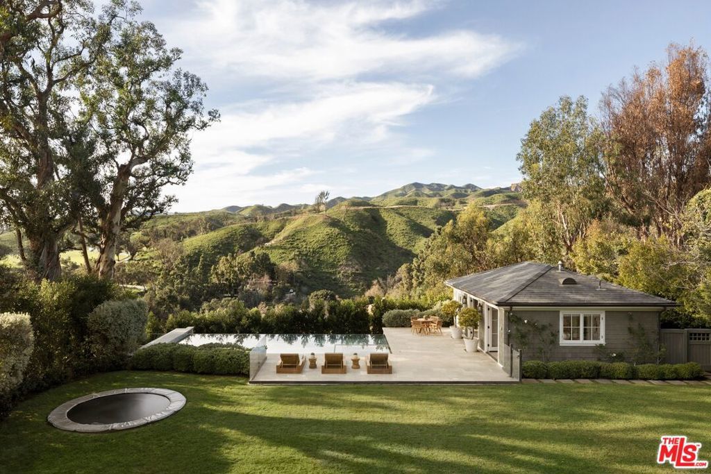 Photo of Listing #26644959