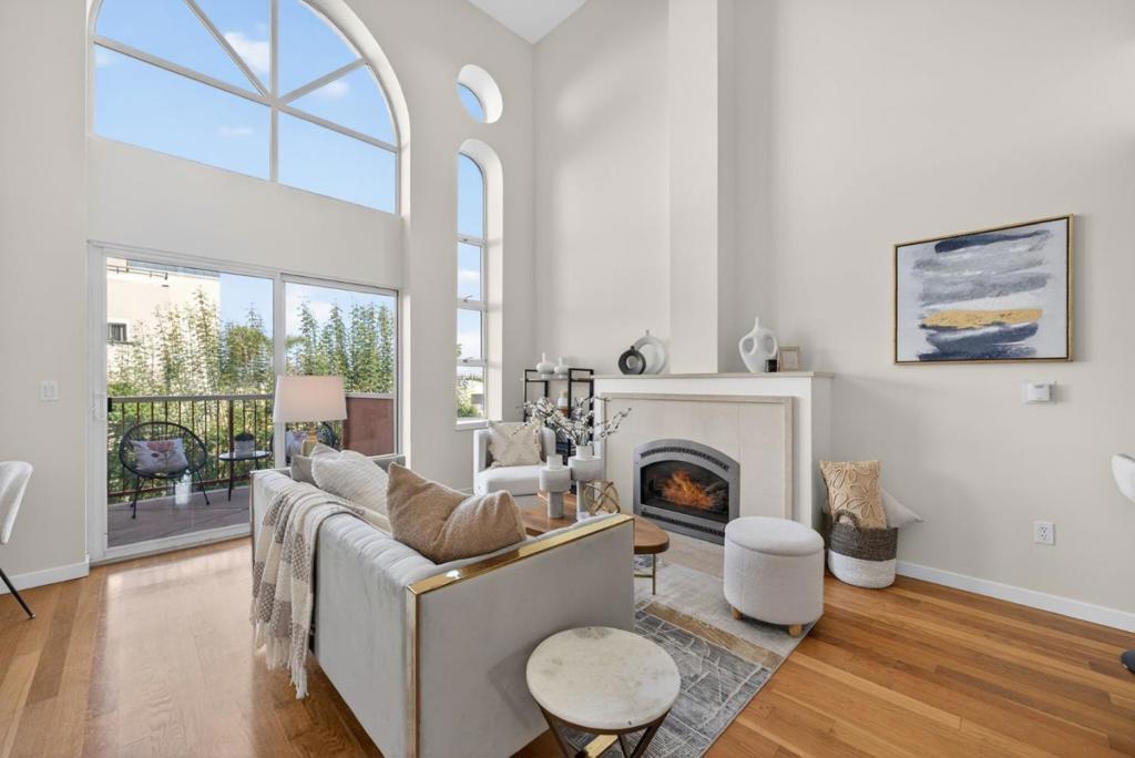 Photo of Listing #ML82033056