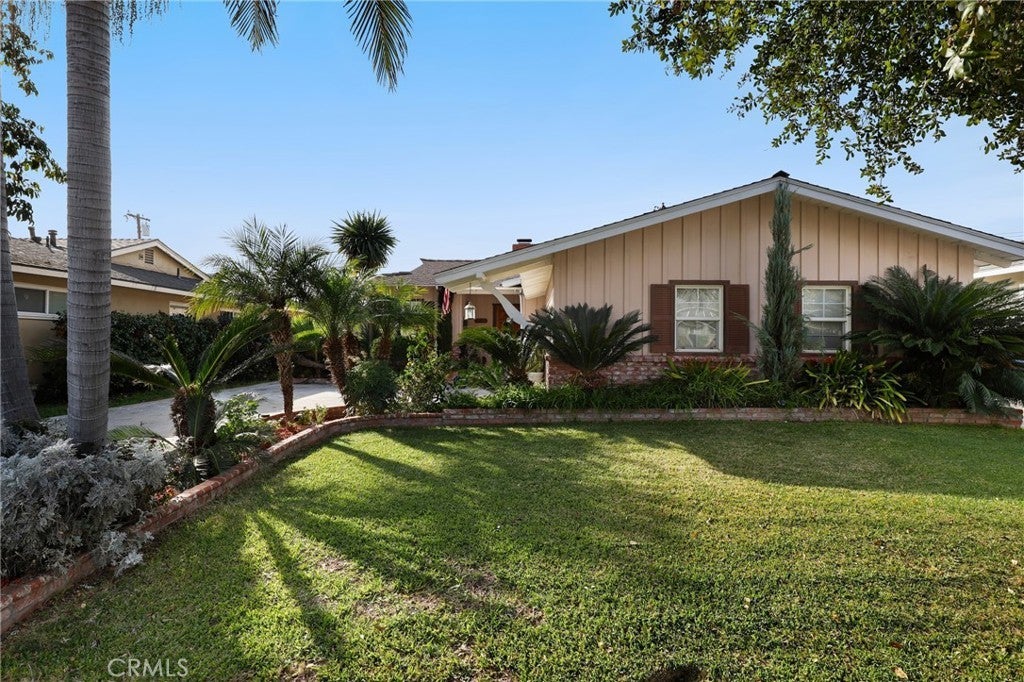 Photo of Listing #OC26018281