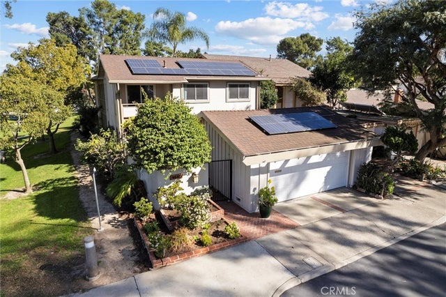 4181 Sandburg, Irvine