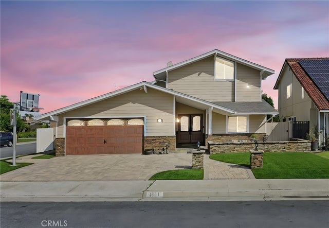 4581 Trafalgar Drive, La Palma