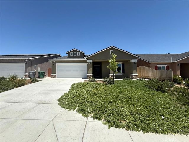 929 Grangeville Avenue, Avenal