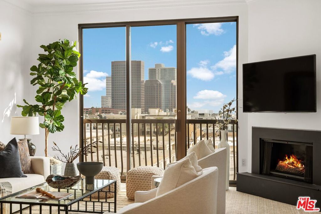 Photo of Listing #26645277