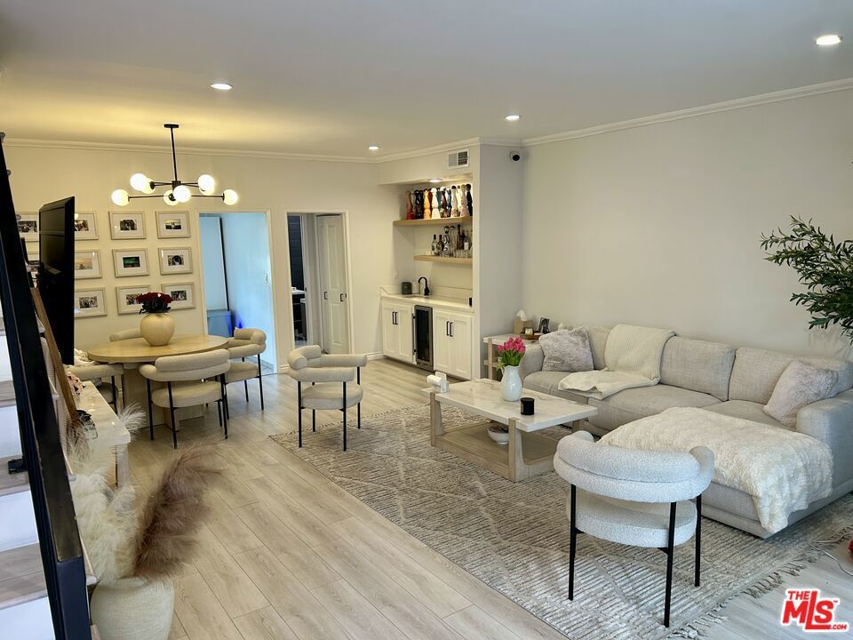 Photo of Listing #26644229