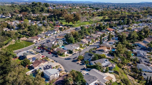 22682 Via Octavo, Mission Viejo