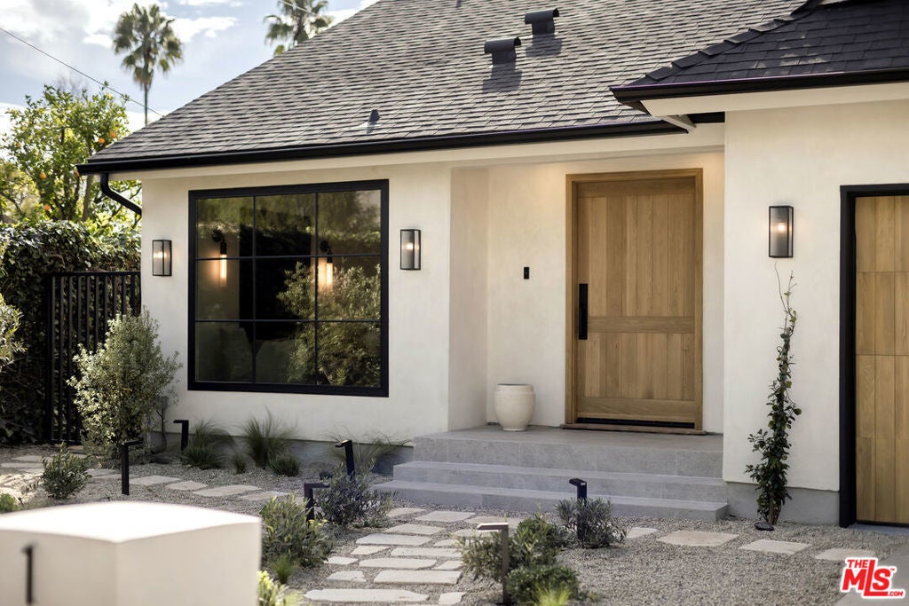 Photo of Listing #26645281