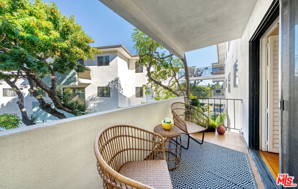 Photo of Listing #26645497