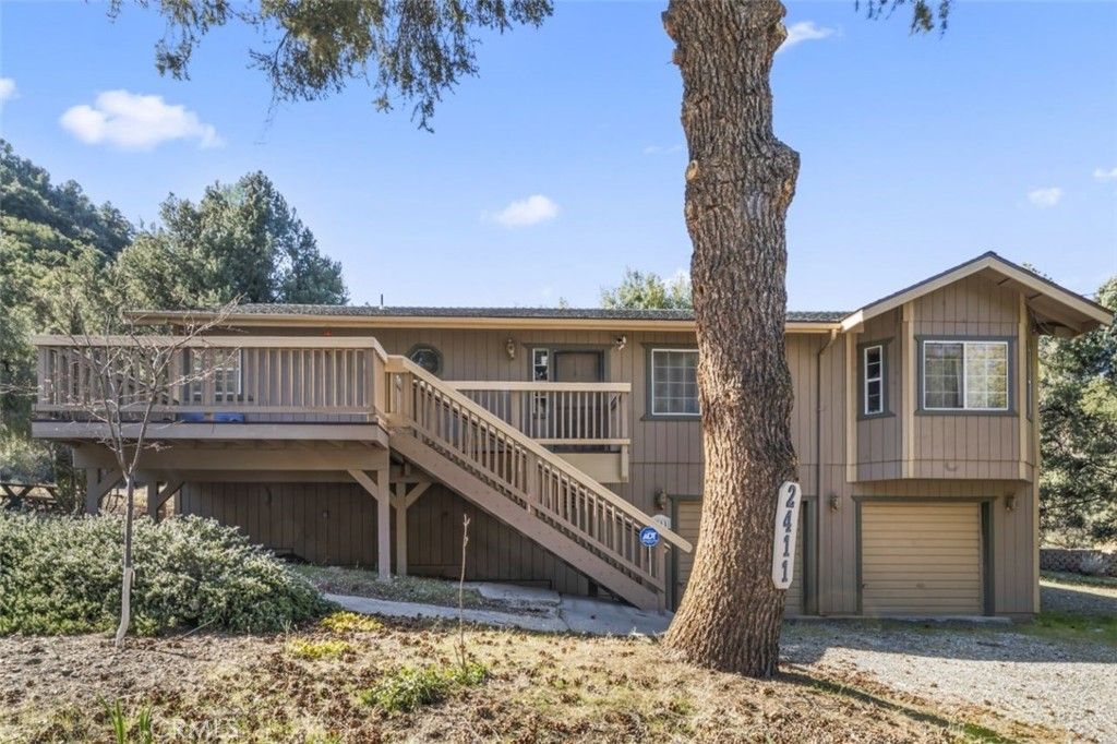 2411 Glacier Drive, Pine Mountain Club
