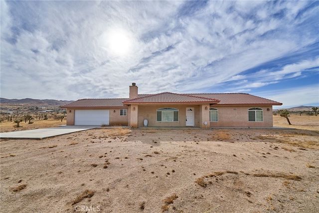 25625 Rancho, Apple Valley