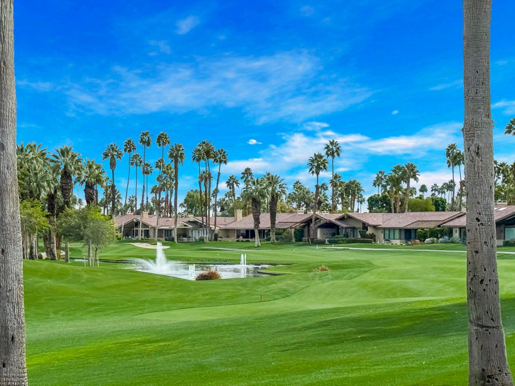 58 Lookout Drive, Palm Desert