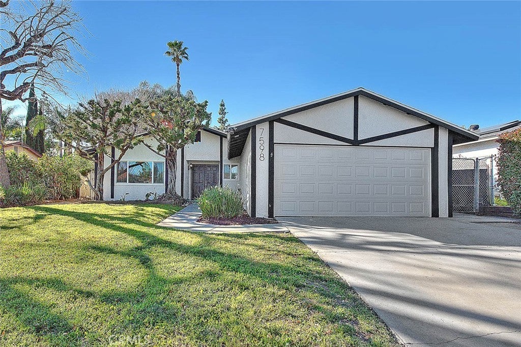 Photo of Listing #CV26020224