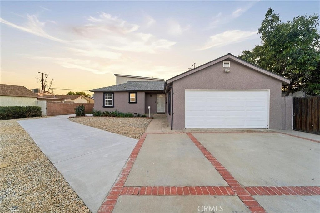 Photo of Listing #SR26018902