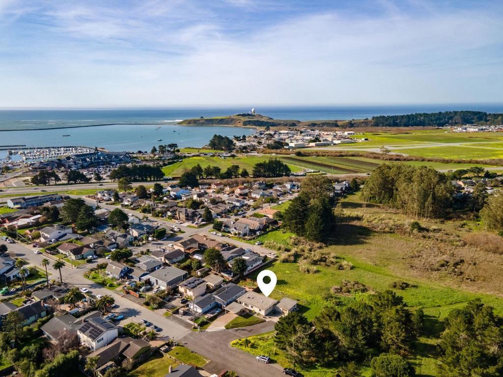 Photo of Listing #ML82033295