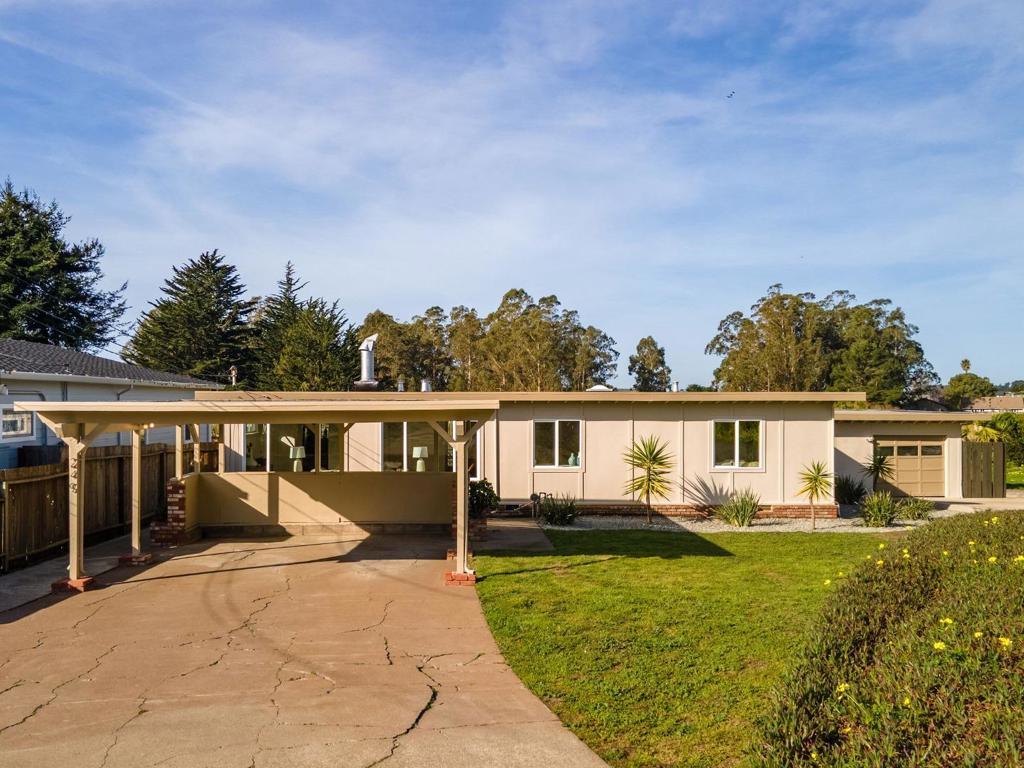 Photo of Listing #ML82033295