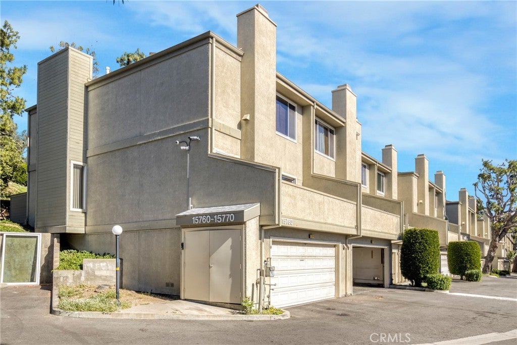 15760 Midwood, Granada Hills